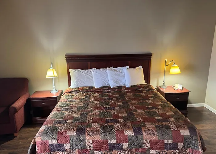 Town & Country Motel